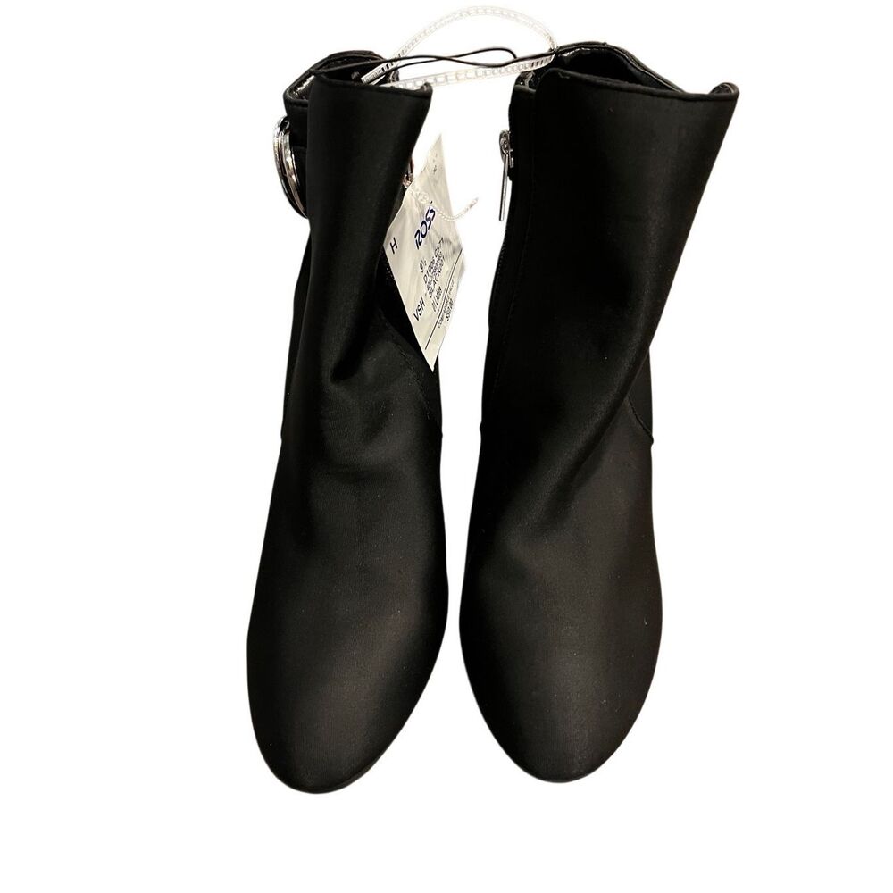 Unisa black heeled booties NWT size 9.5